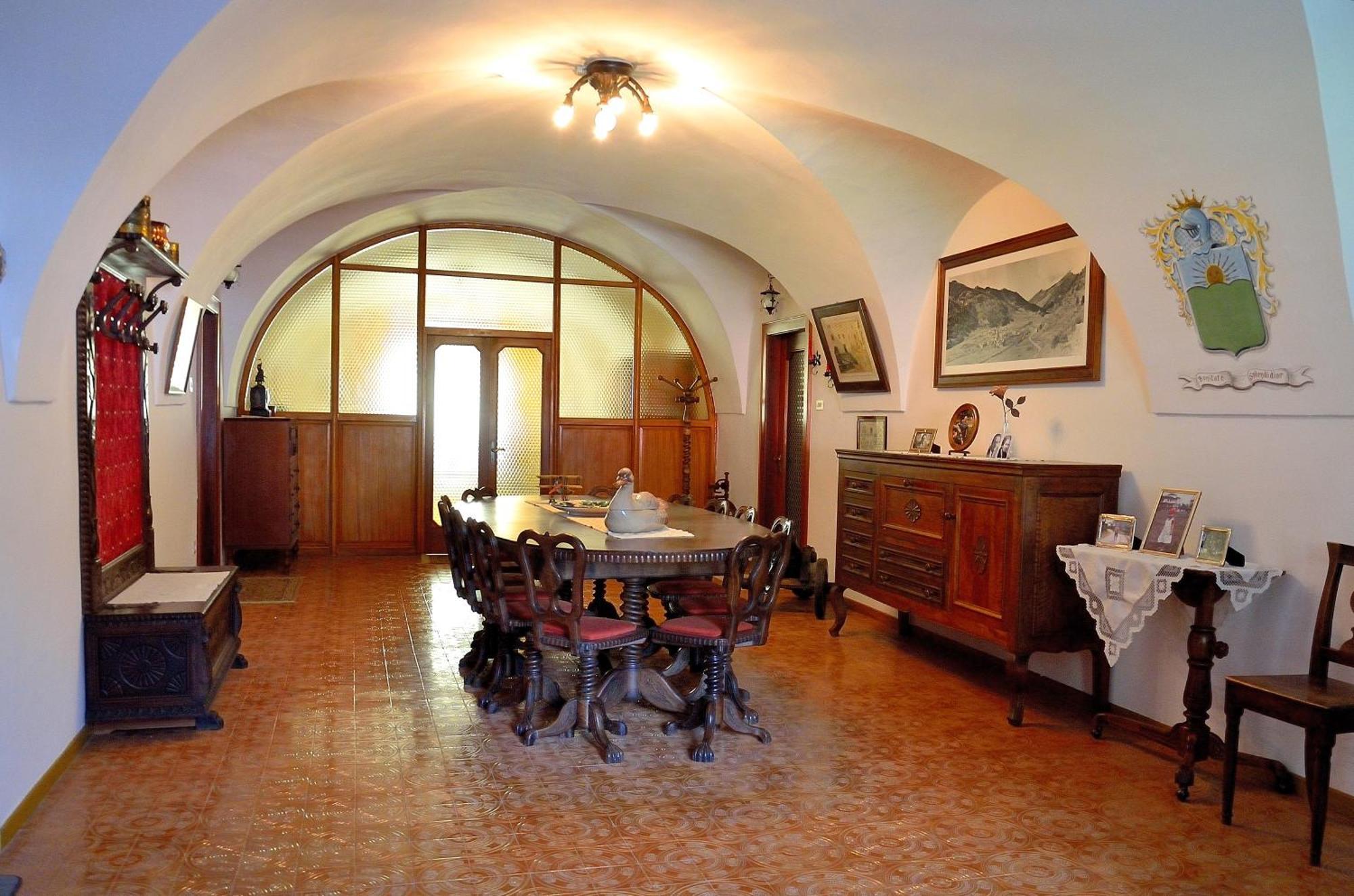 B&B Ca Dei Baroni Pellizzano Bagian luar foto