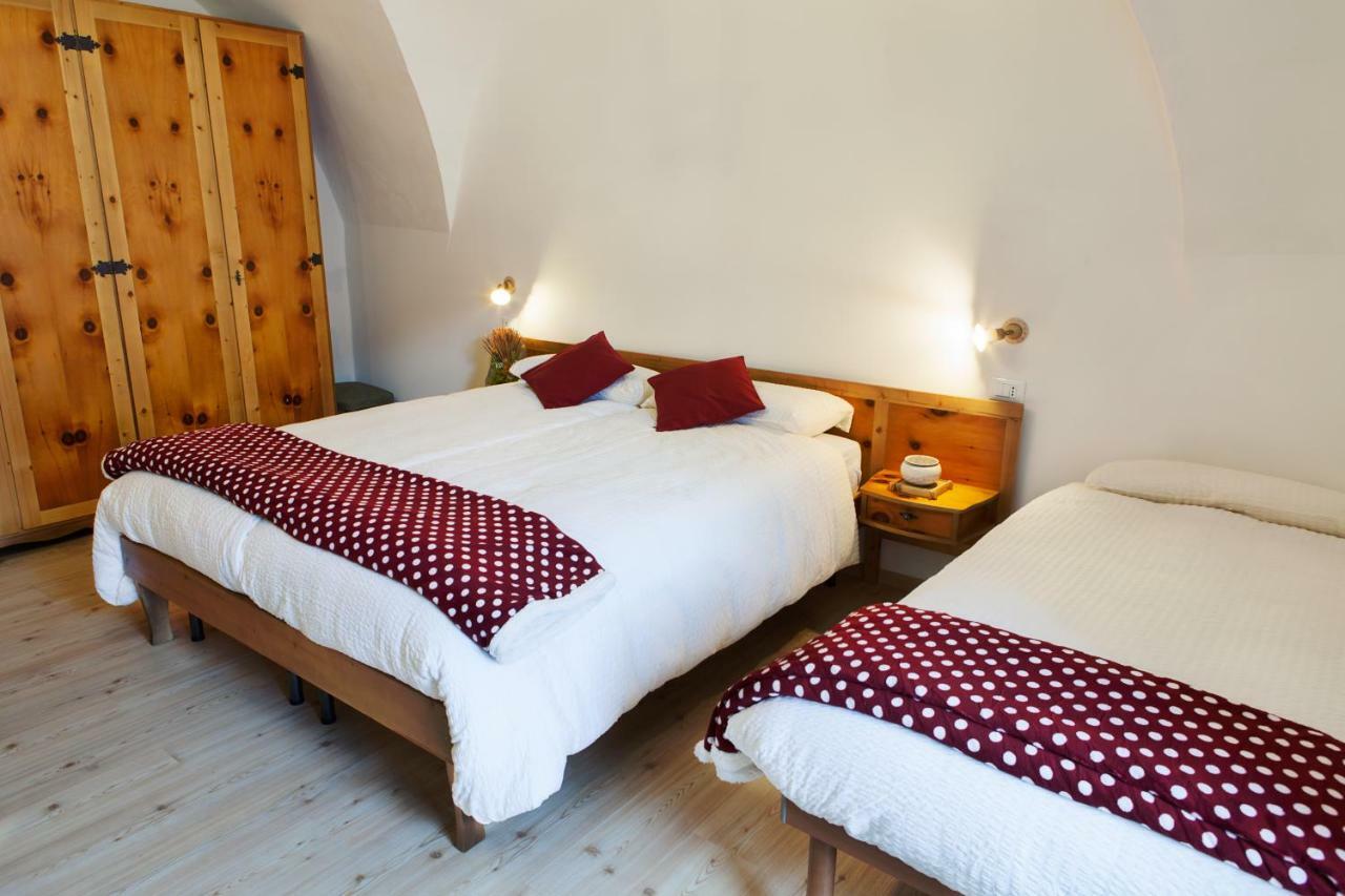 B&B Ca Dei Baroni Pellizzano Bagian luar foto