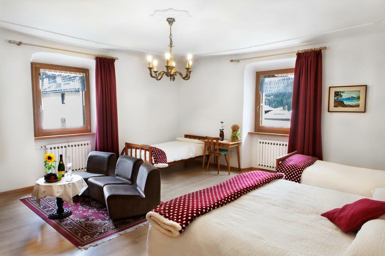 B&B Ca Dei Baroni Pellizzano Bagian luar foto
