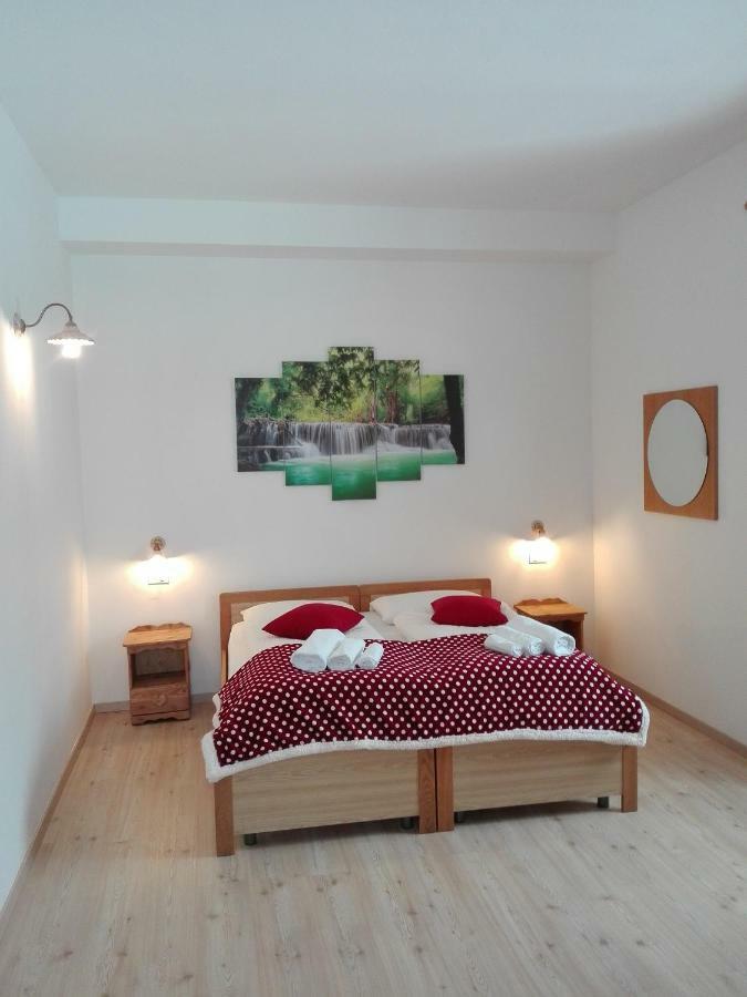 B&B Ca Dei Baroni Pellizzano Bagian luar foto